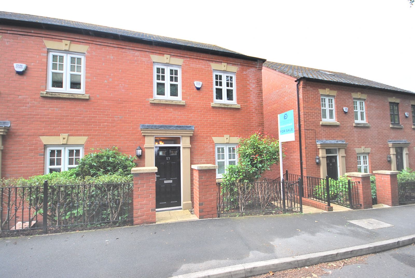 3 bed town house for sale in Mill Lane, Aspull, Wigan WN2 Zoopla