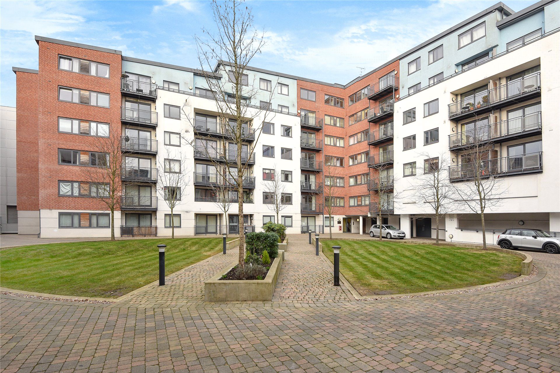2 bed flat to rent in The Courtyard, Southwell Park Road, Camberley, Surrey GU15 Zoopla