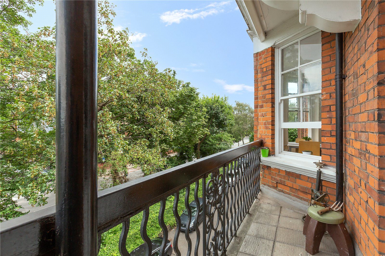 Mapesbury Court, 59-61 Shoot Up Hl NW2