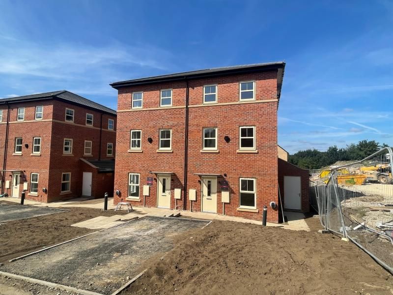 2 bed town house to rent in Middleham Lane, Leeds LS14 Zoopla