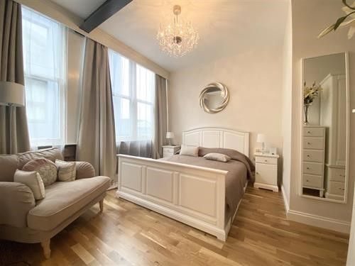 Flat Church Street Manchester M4  