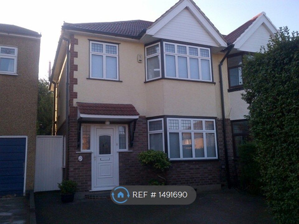Room to rent in Oldfield Lane North, Greenford UB6 Zoopla