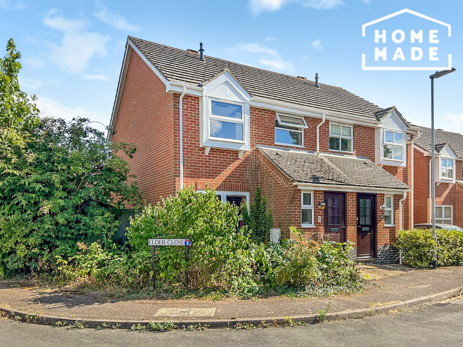 3 bed semidetached house to rent in Elder Close, Woodhead Drive CB4