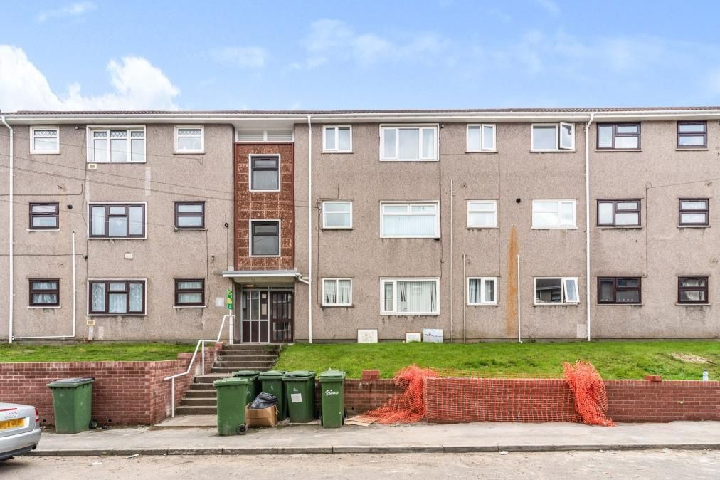 3 bed flat to rent in Claude Road, Caerphilly CF83 Zoopla