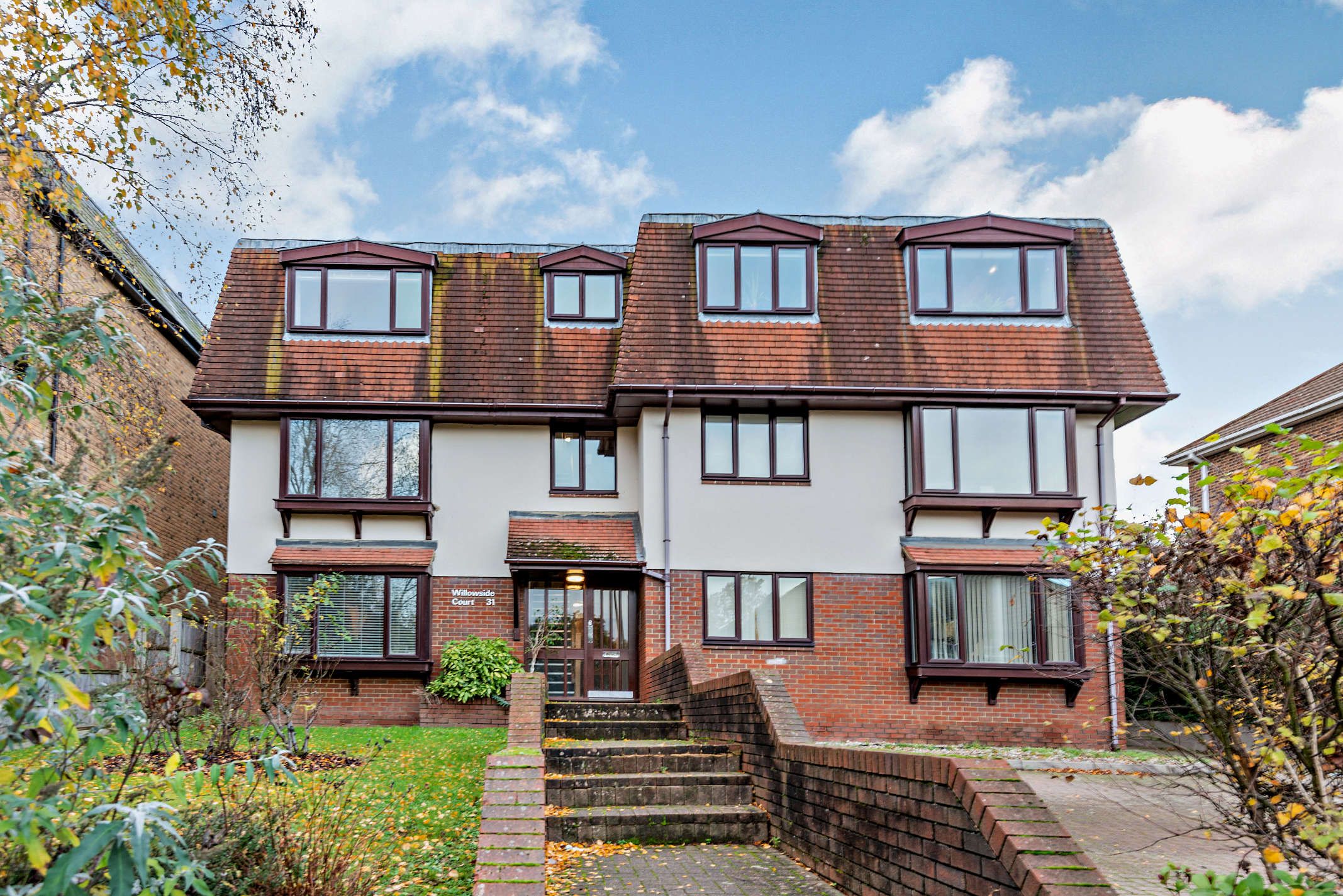 2 bed flat for sale in Waverley Road, Enfield EN2 Zoopla