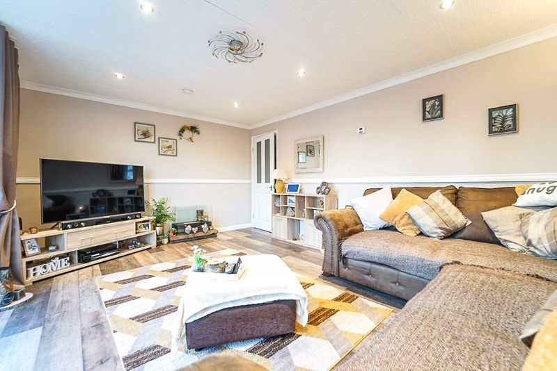 2 bed flat for sale in Shrubbery Avenue, WestonSuperMare BS23 Zoopla