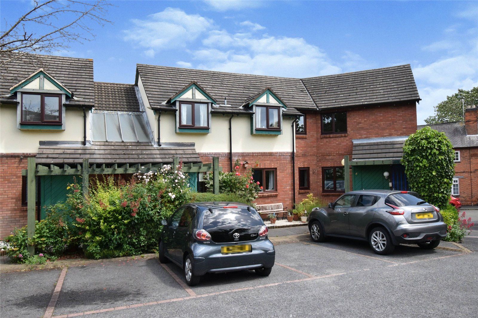 1 bed flat for sale in St. James Court, Birstall, Leicester LE4 Zoopla