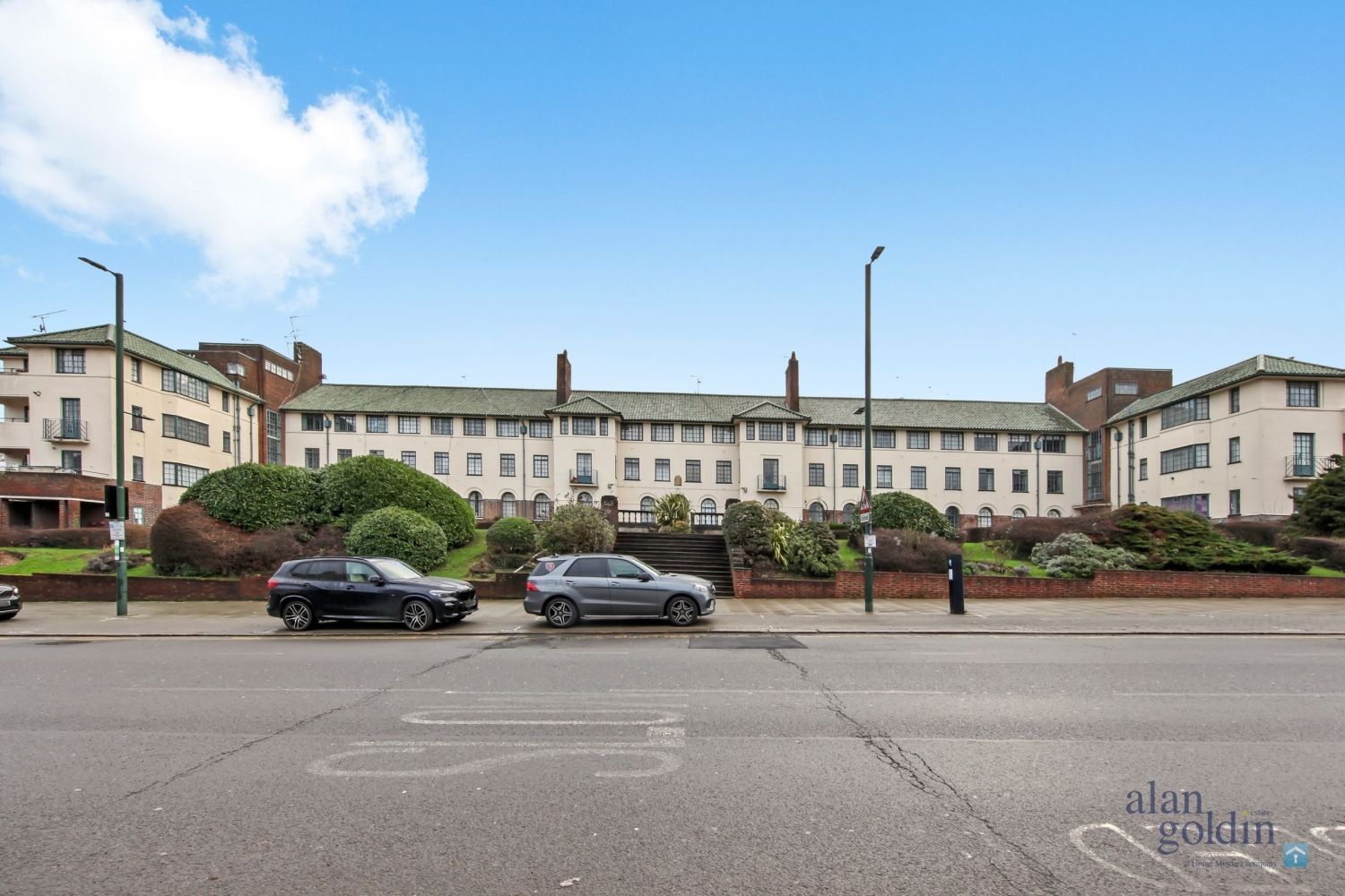 Studio to rent in Finchley Road, London NW11 Zoopla