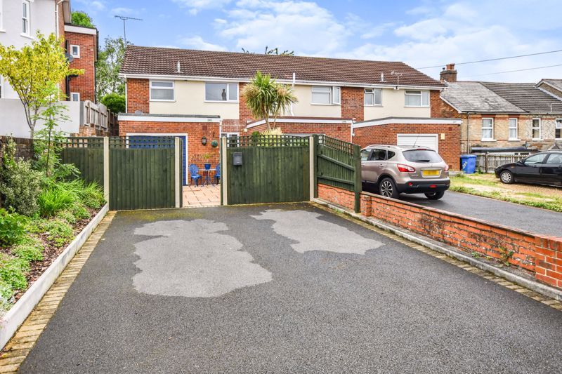 3 bed semidetached house for sale in Dunford Road, Parkstone, Poole