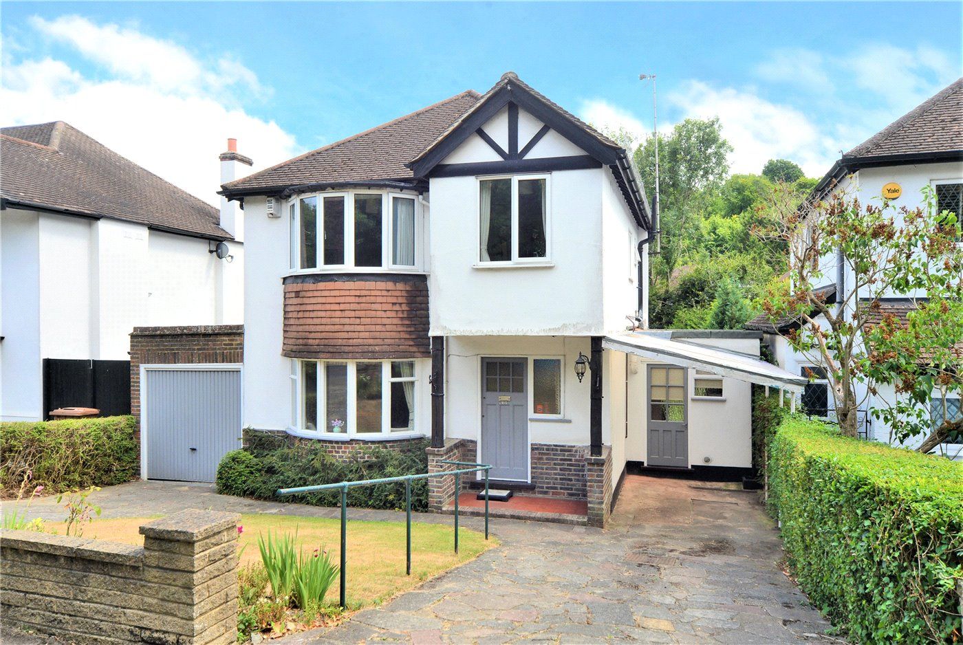 3 bed detached house for sale in Outwood Lane, Chipstead, Coulsdon