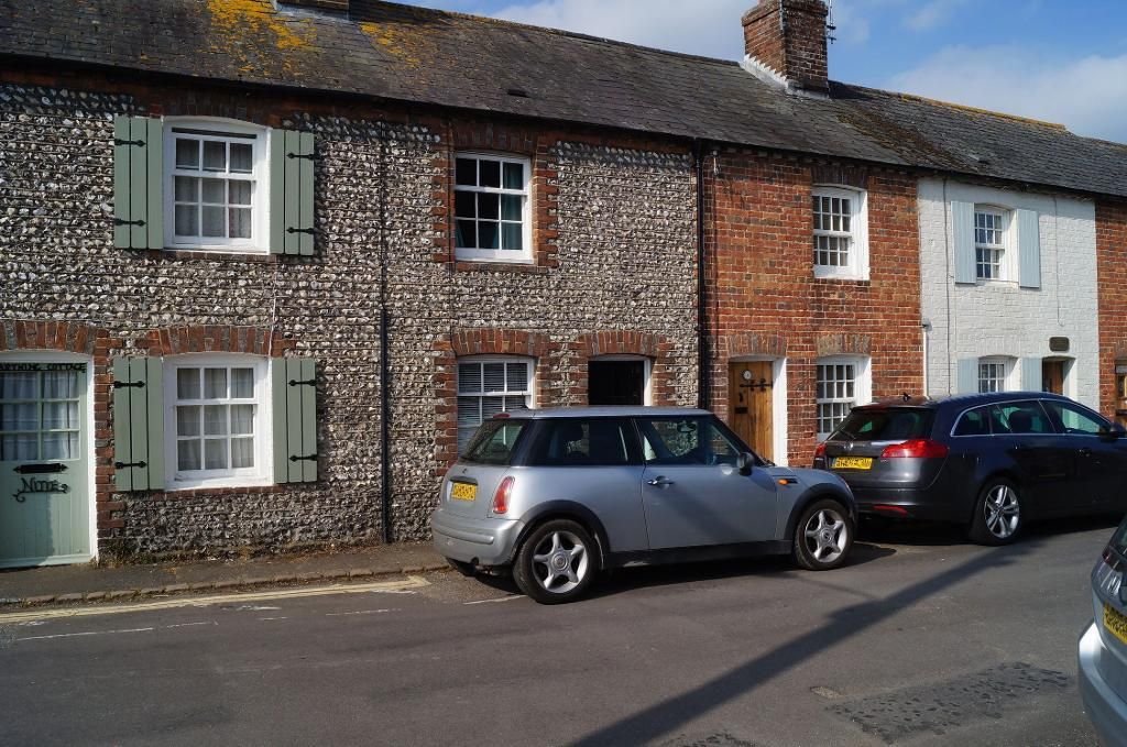 1 bed terraced house to rent in Charlton Street, Steyning, West Sussex