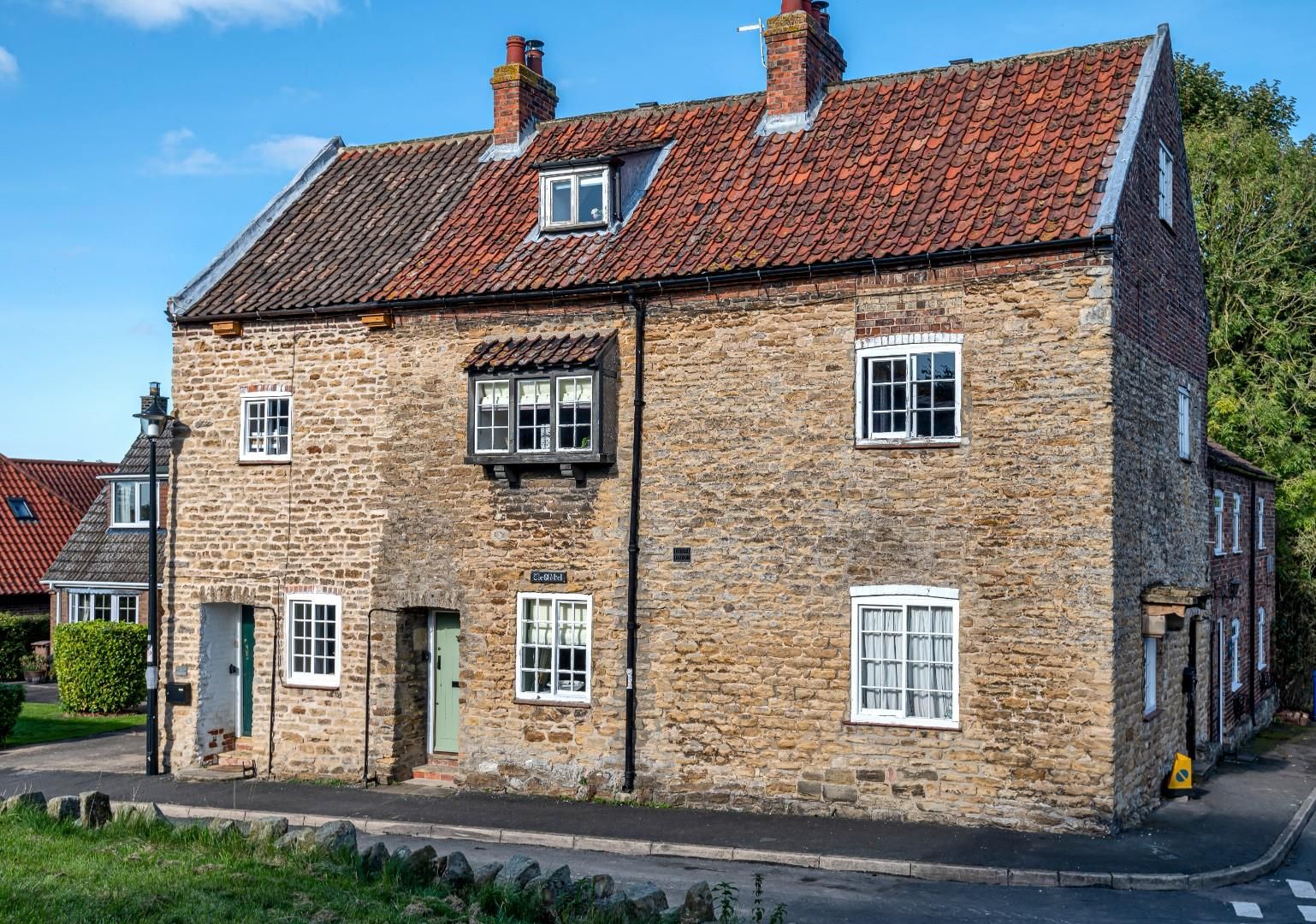 2 bed cottage for sale in Goodmanham, York YO43 Zoopla