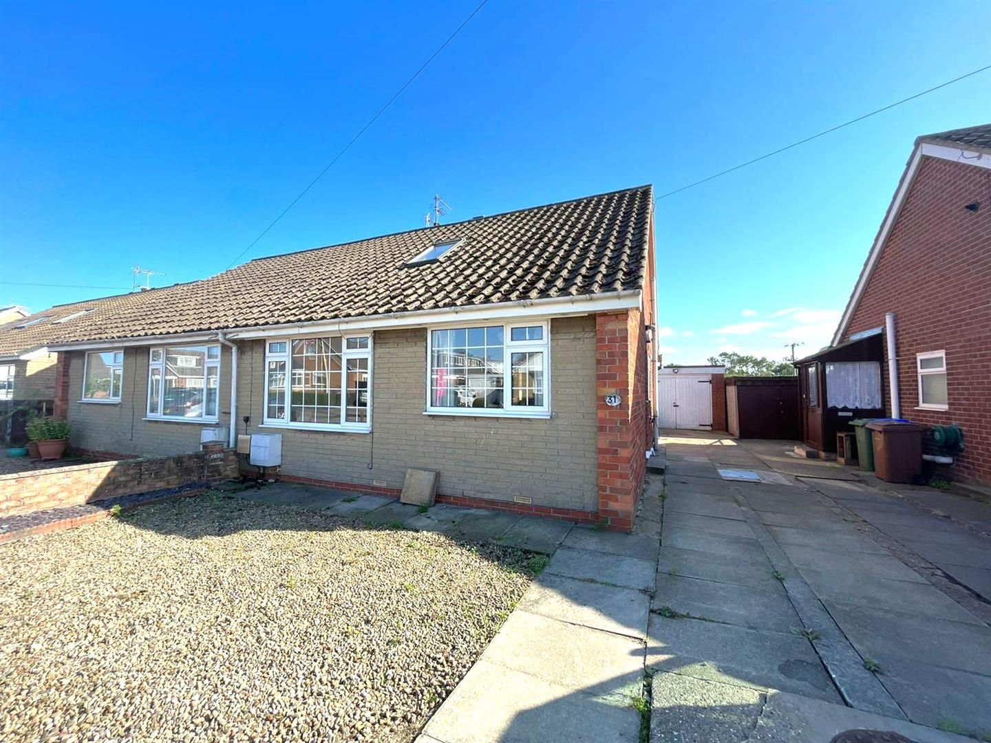3 bed semidetached bungalow for sale in Ashleigh Drive, Beeford