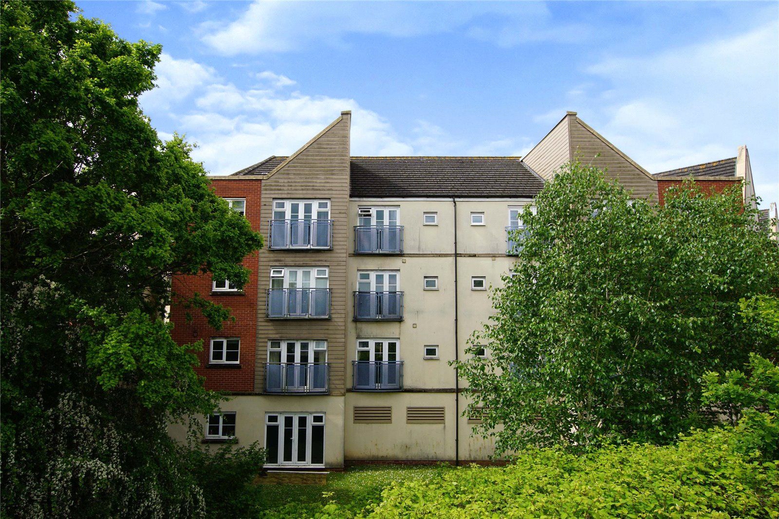 2 bed flat for sale in Whistle Road, Mangotsfield, Bristol BS16 Zoopla
