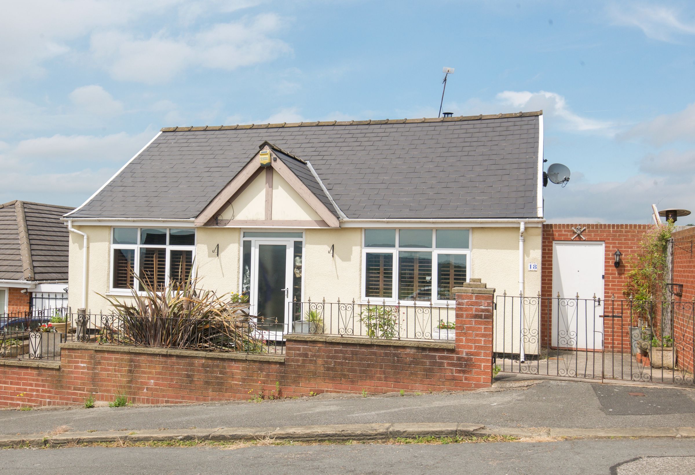 Alexandra Road East, Spital, Chesterfield S41