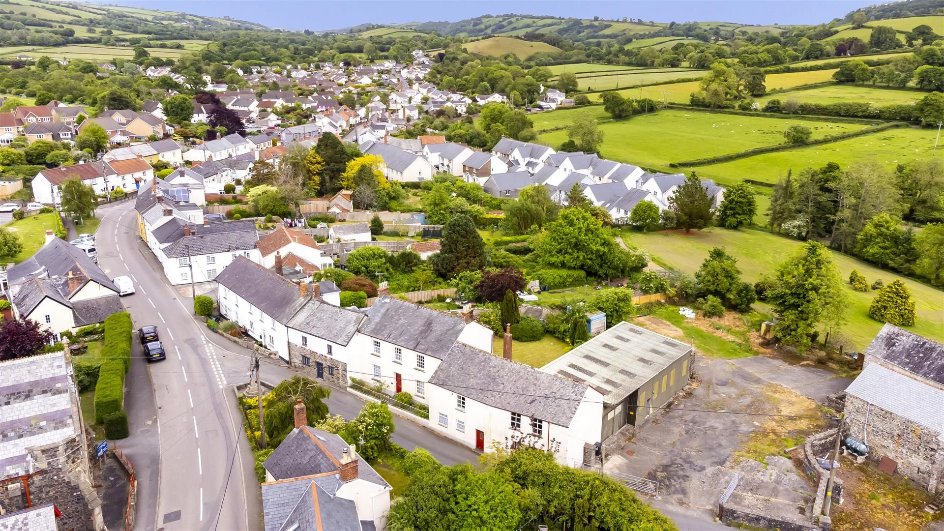 4 bed semidetached house for sale in Manor Road, Landkey, Barnstaple