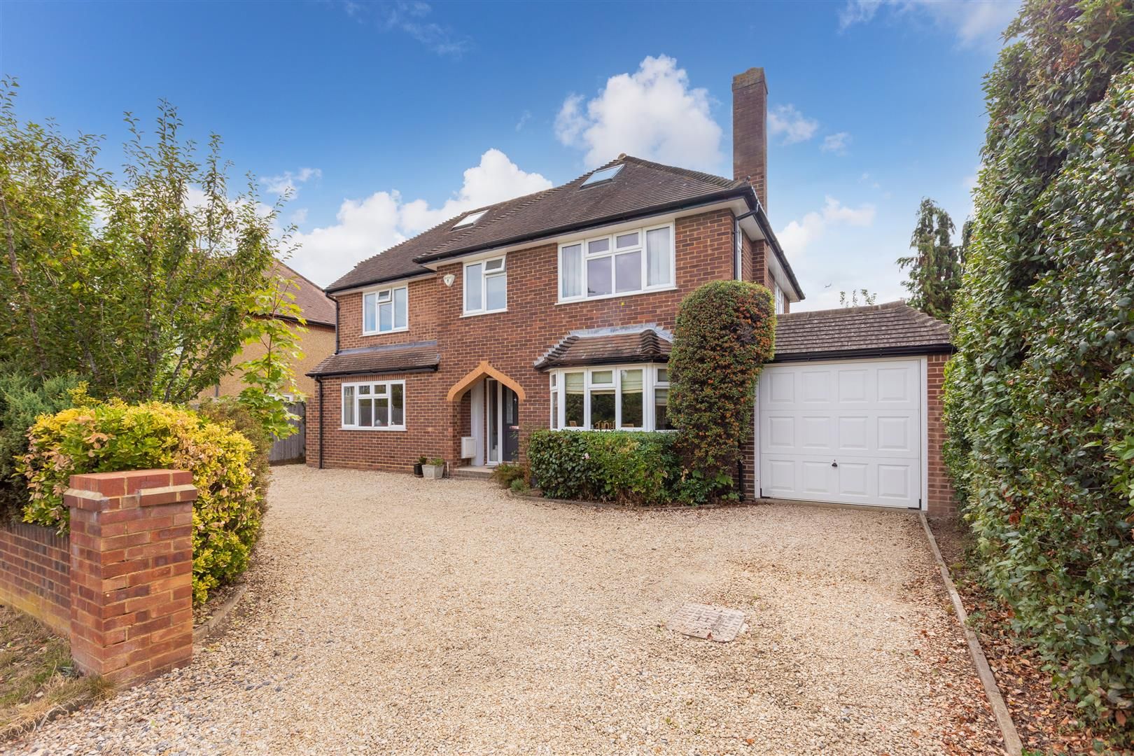 6 bed detached house for sale in Stompits Road, Holyport, Maidenhead