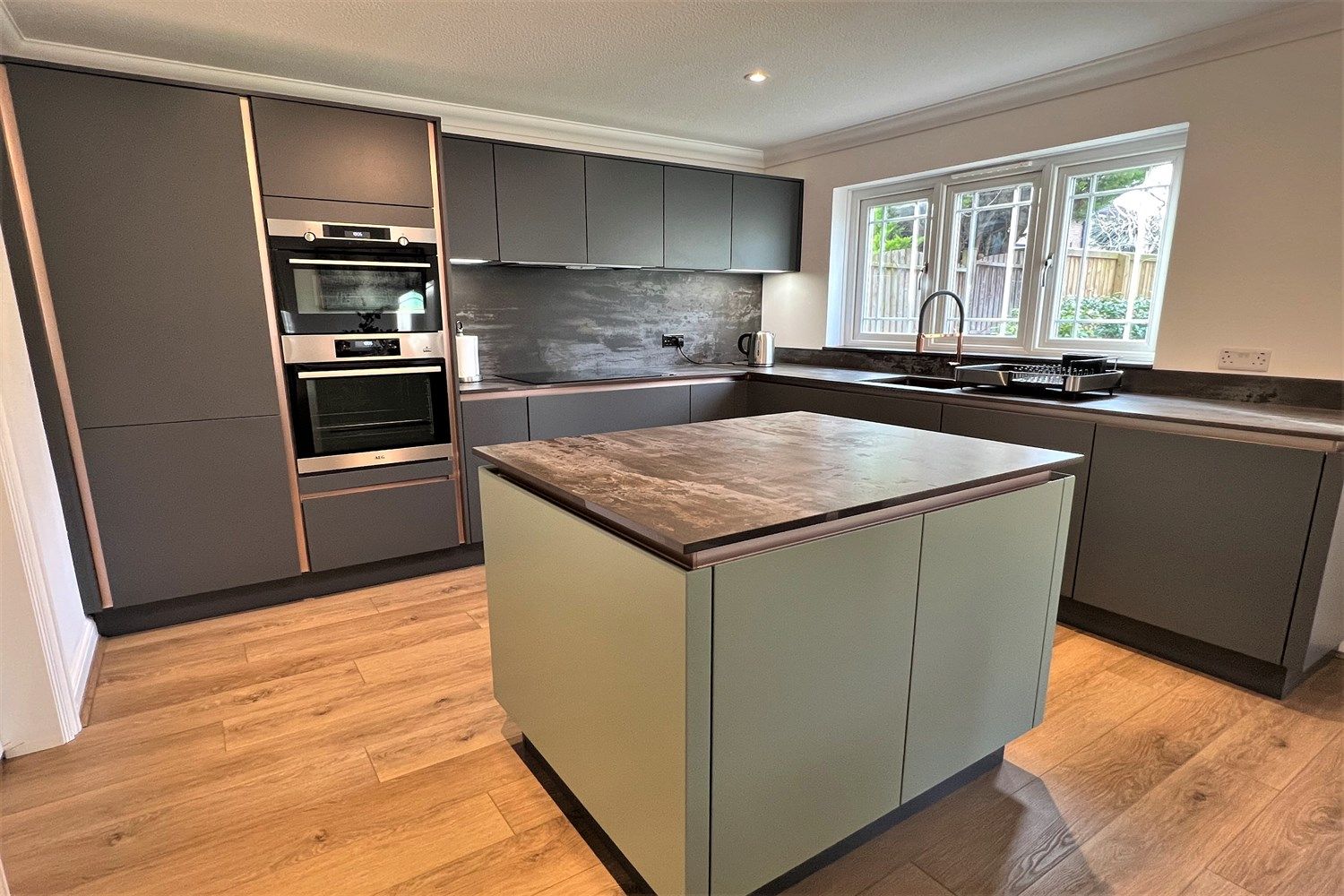 4 bed detached house for sale in Wolverton Drive, Wilmslow SK9 Zoopla