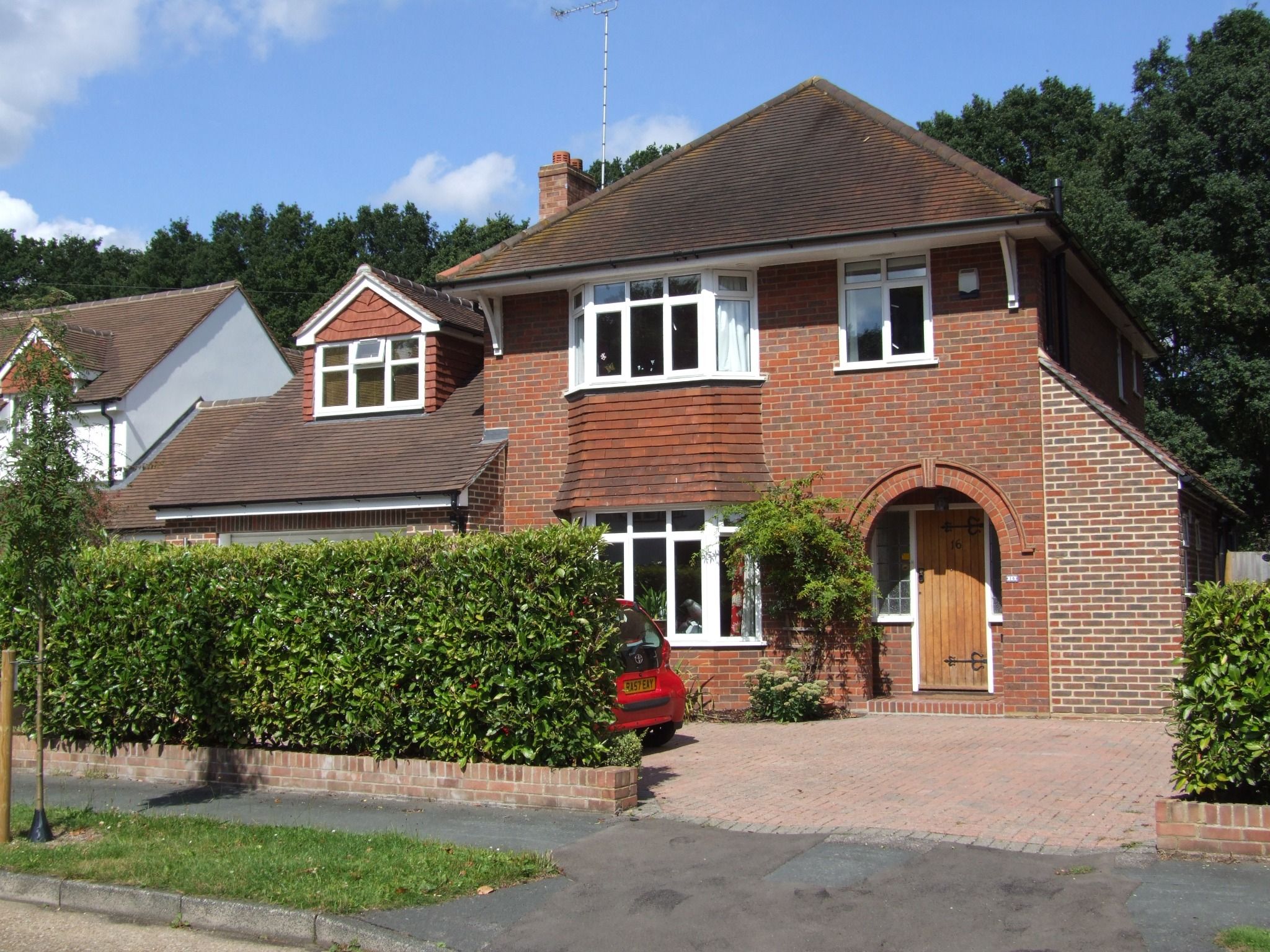 5 bed detached house for sale in Common Close, Horsell, Woking GU21