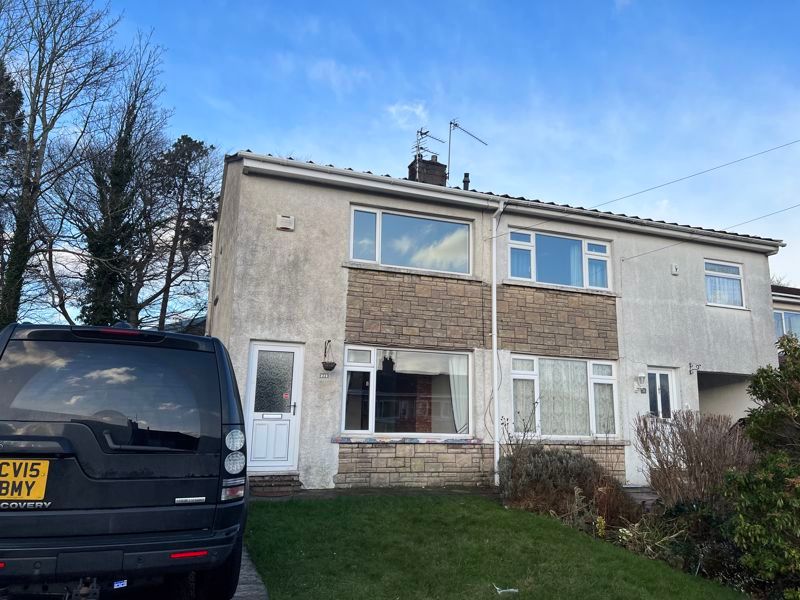 2 bed semidetached house to rent in PantYFfynnon, Pencoed, Bridgend