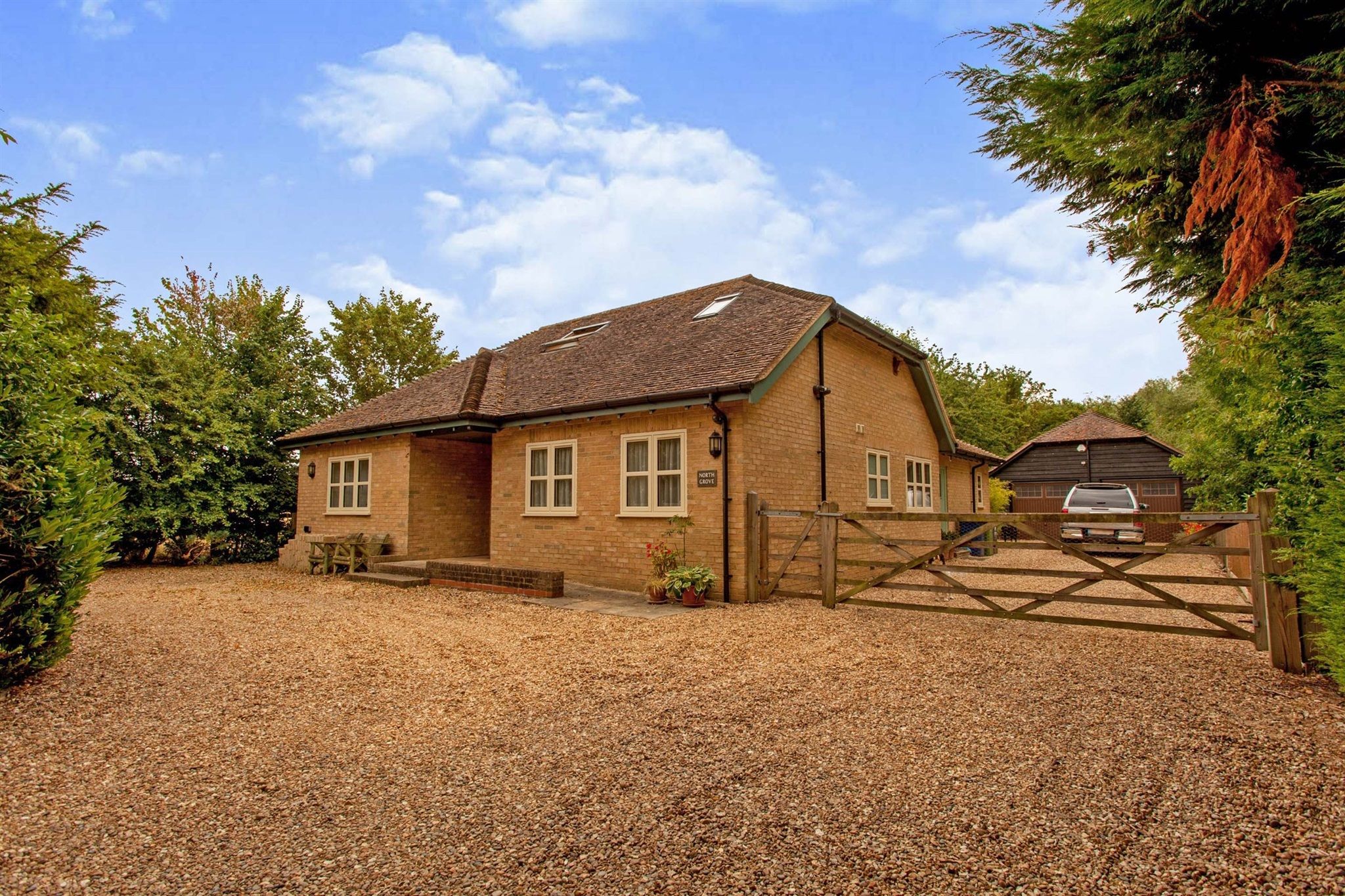 5 bed detached house for sale in Long Lane, Fowlmere, Royston SG8 Zoopla