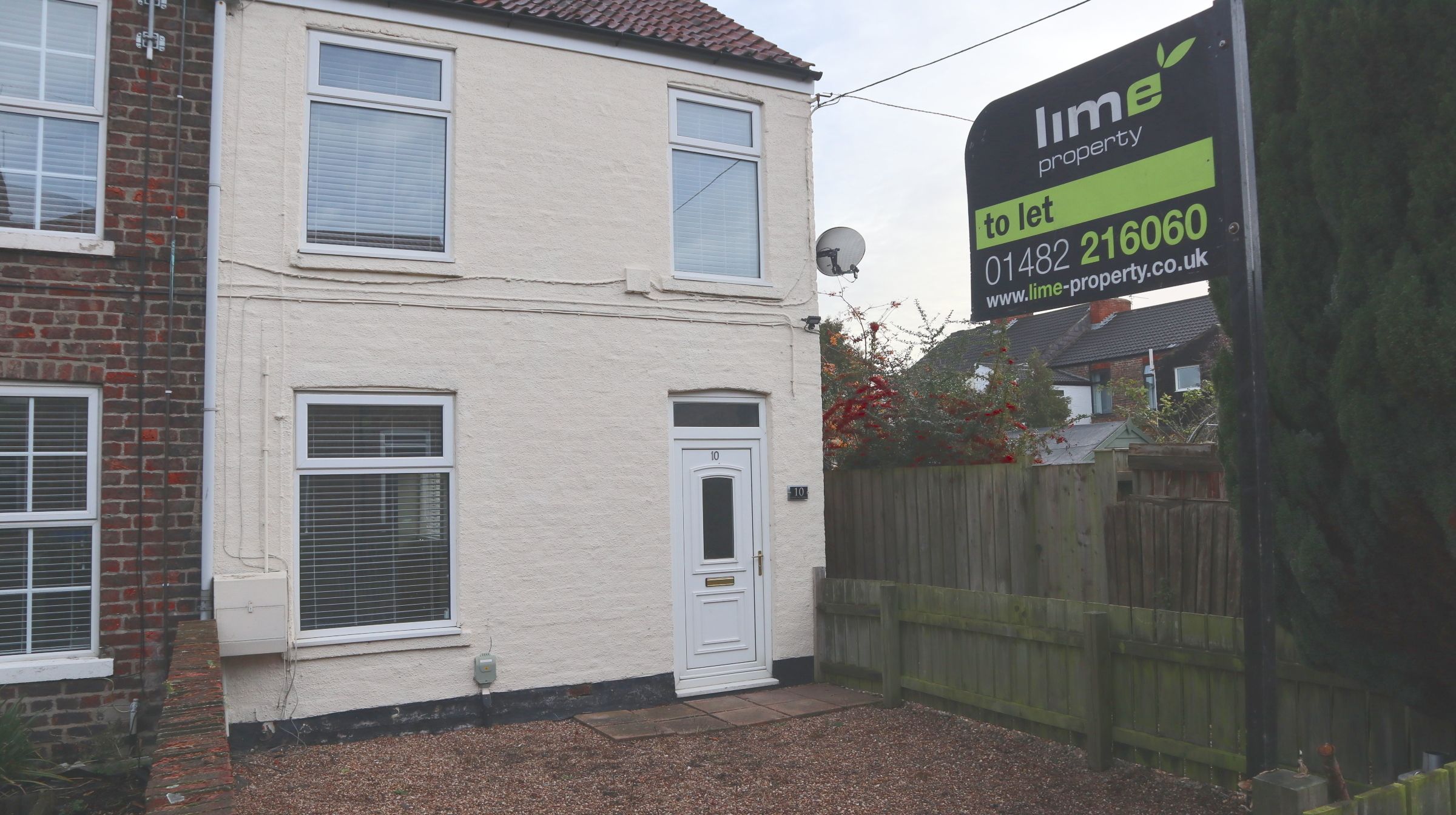 2 bed end terrace house to rent in 10 Cherry Tree Terrace, Beverley