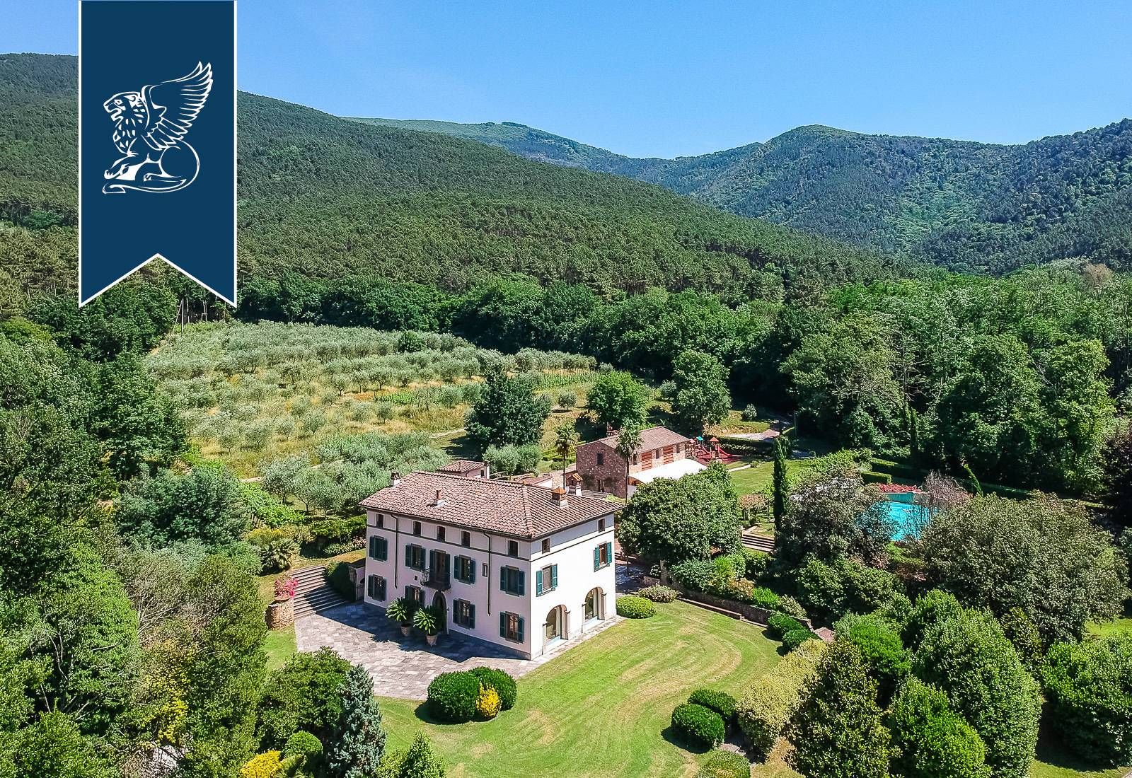 10 bed villa for sale in Lucca, Lucca, Toscana Zoopla