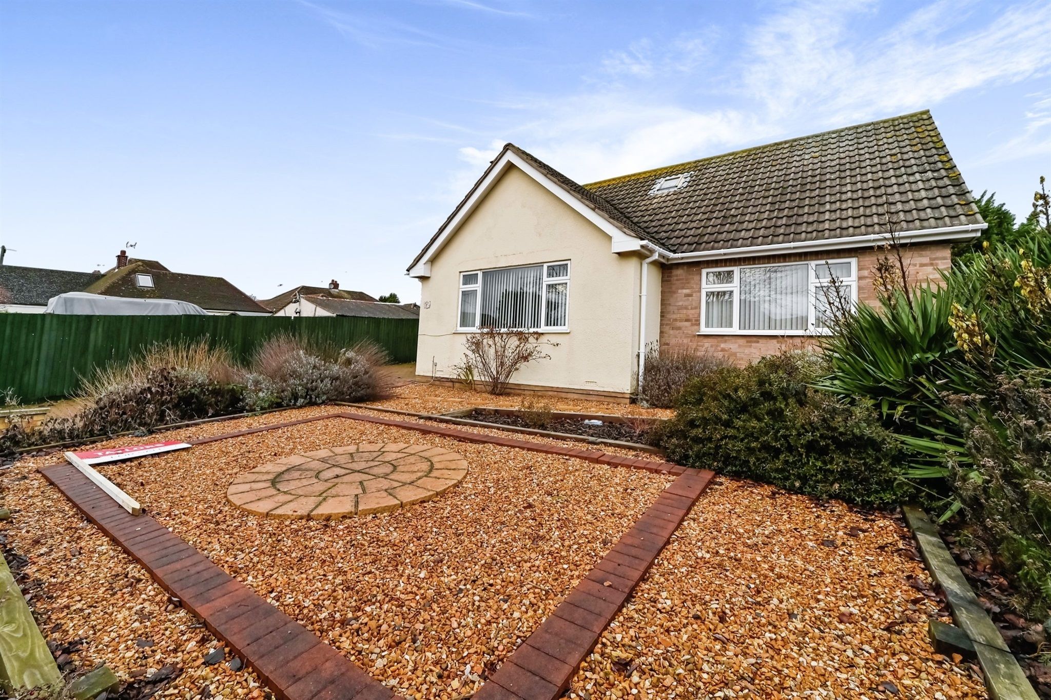 3 bed detached house for sale in Craigmore Avenue, Bletchley, Milton