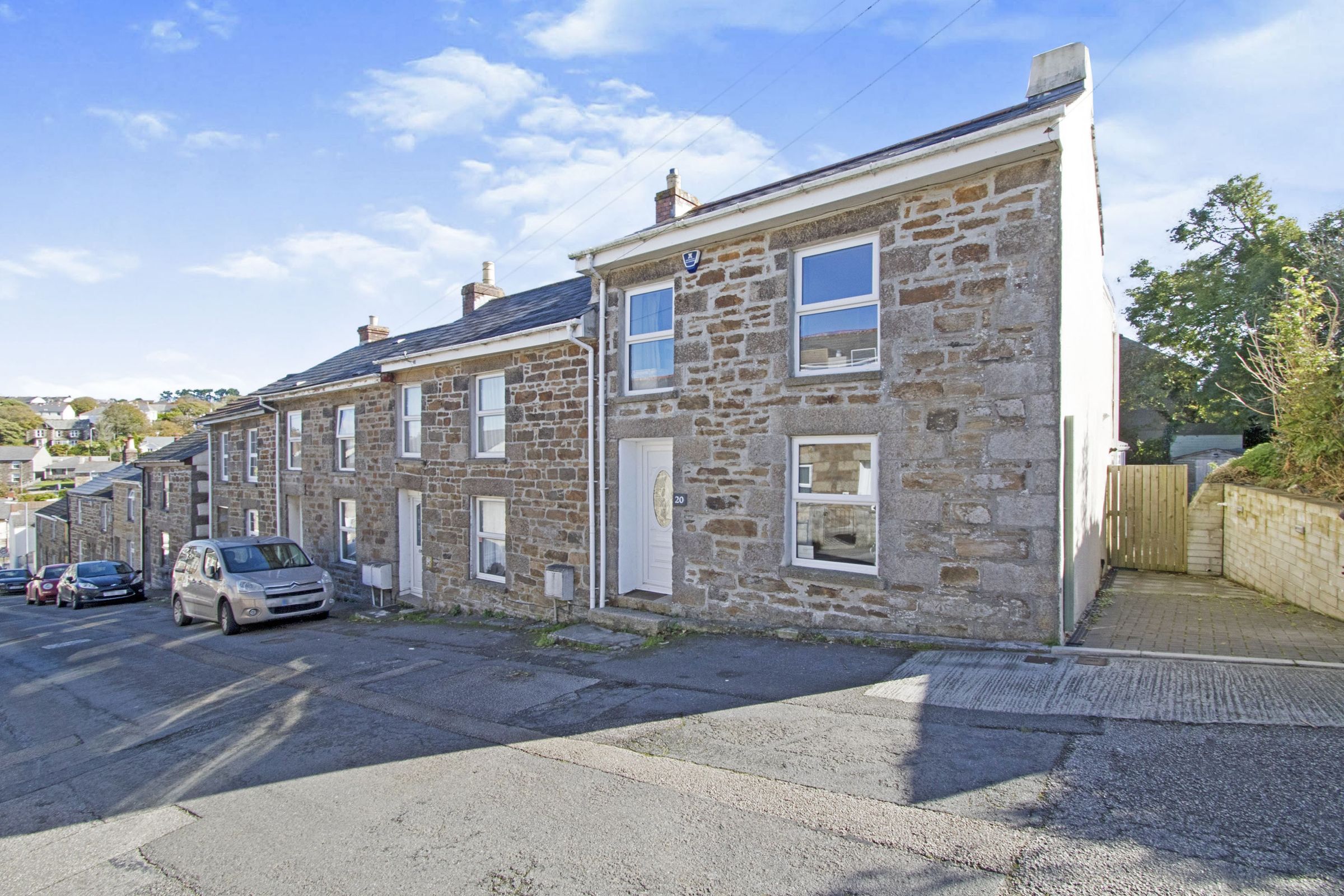 3 bed end terrace house for sale in Gilly Hill, Redruth TR15 Zoopla
