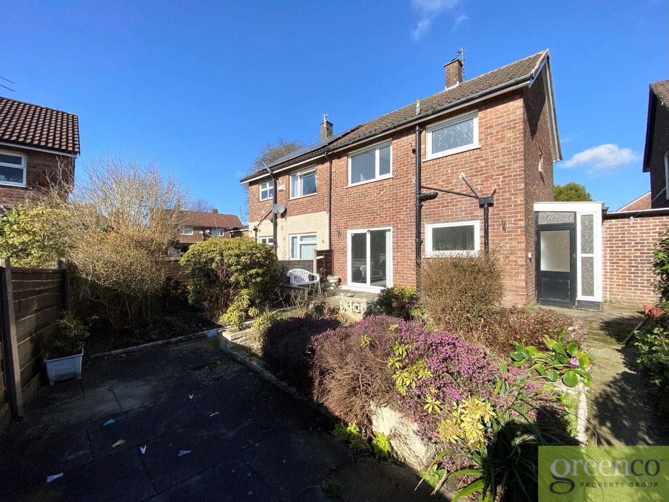 2 bed semidetached house to rent in Kenyon Way, Little Hulton, Salford
