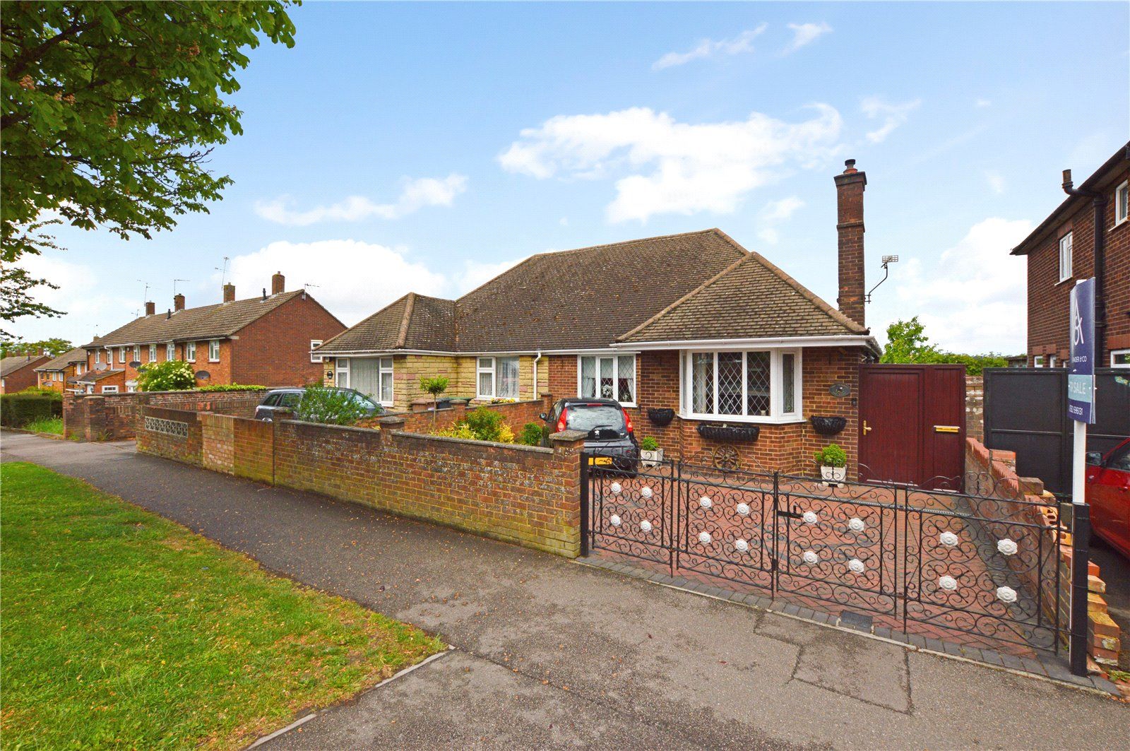 3 bed bungalow for sale in Poynters Road, Luton, Bedfordshire LU4 Zoopla