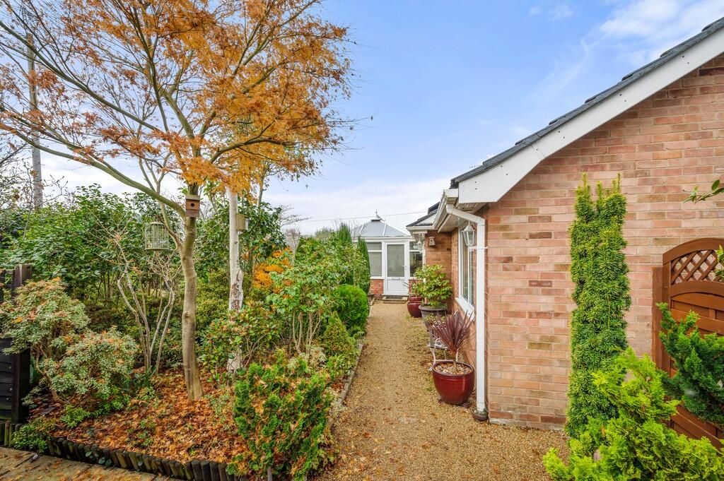 4 bed detached bungalow for sale in Lime Kiln Road, West Dereham, Kings