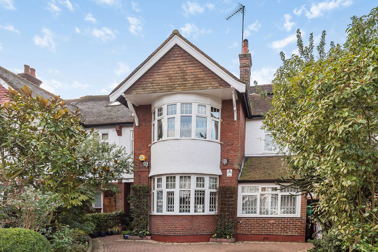 5 bed semidetached house for sale in Bancroft Avenue, London N2 Zoopla