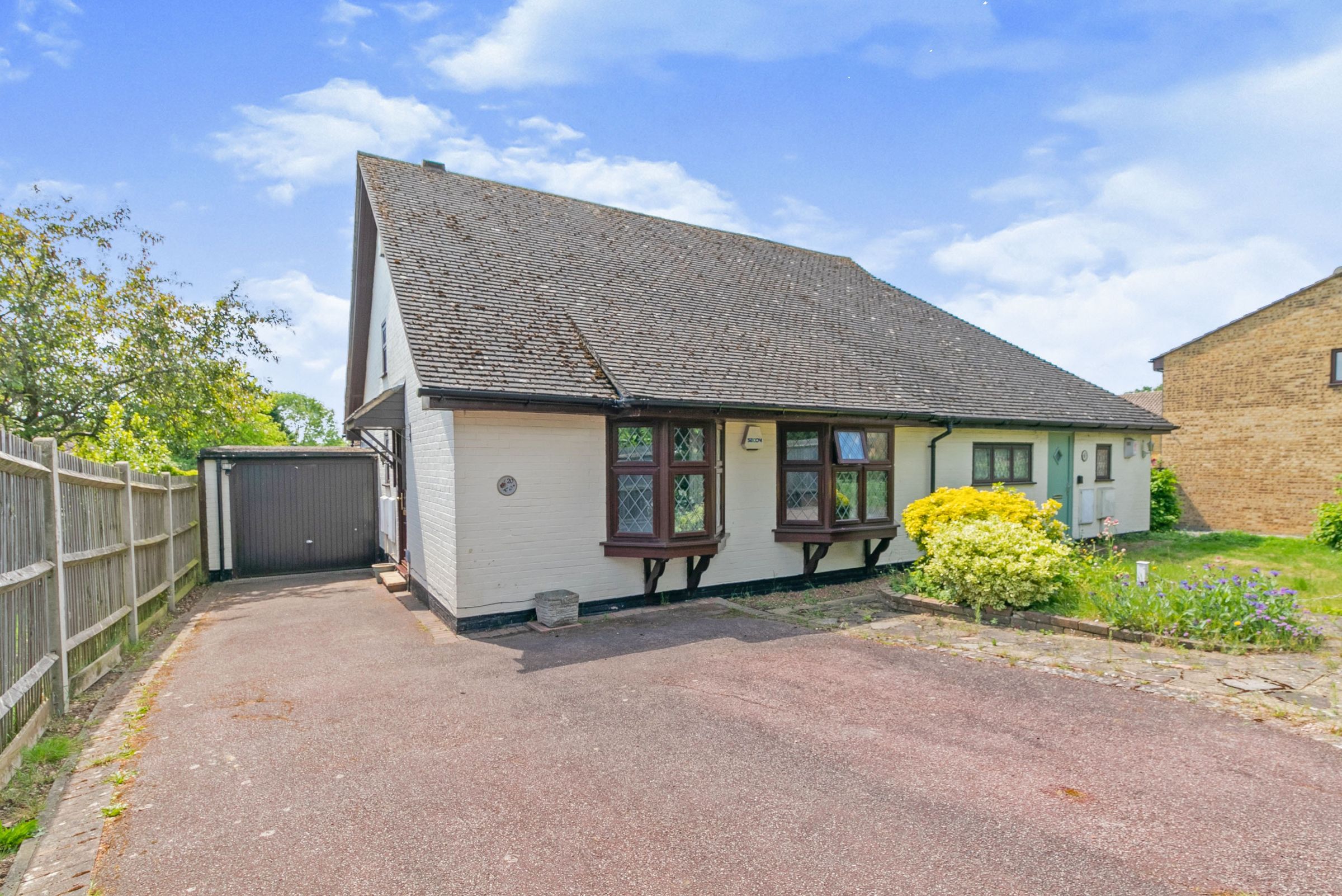 2 bed bungalow for sale in Farrier Close, Weavering, Maidstone, Kent