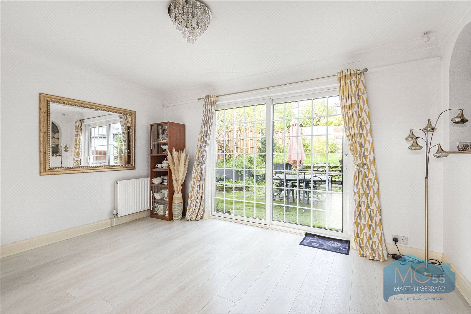 3 bed detached house for sale in Bunns Lane, London NW7 Zoopla