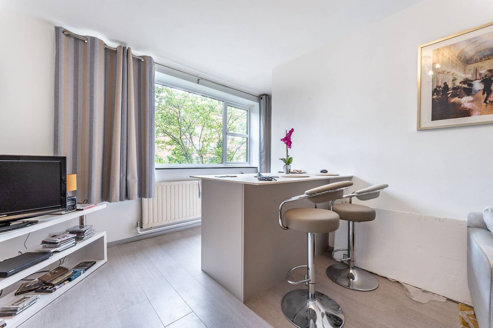 Harleyford Street Oval London SE11  