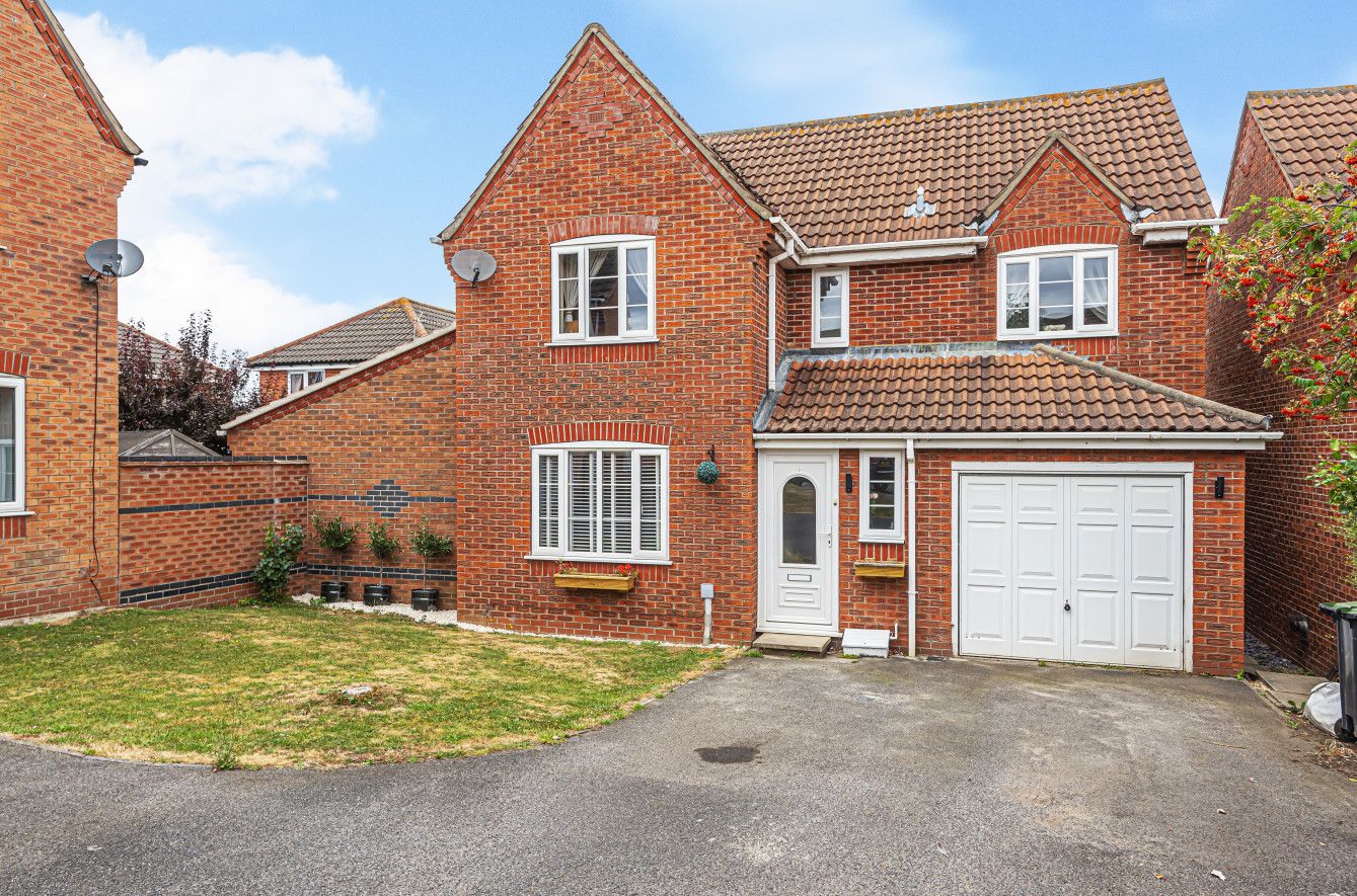 4 bed detached house for sale in Finch Drive, Sleaford NG34 Zoopla