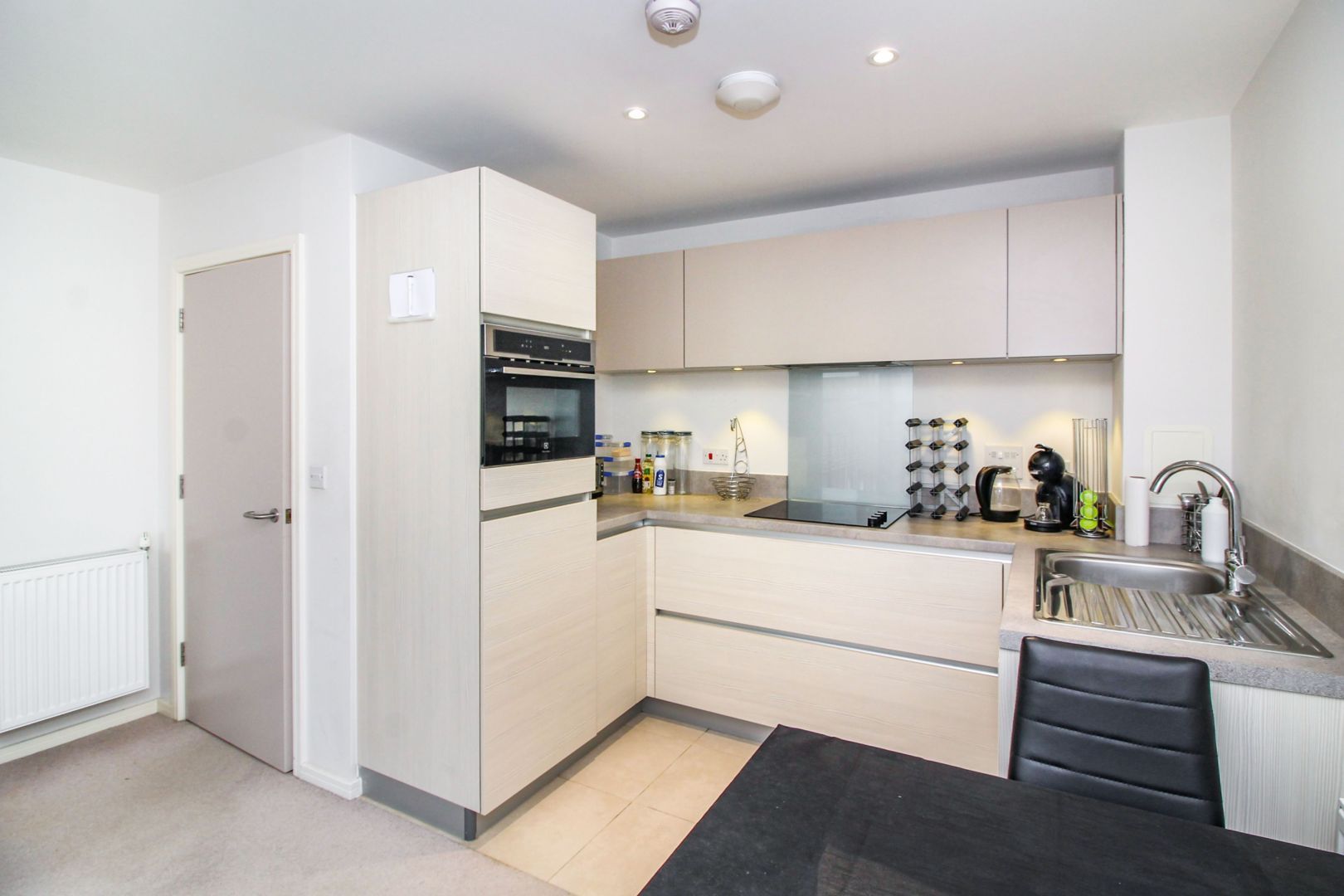 41 Hastings Road, London E16  