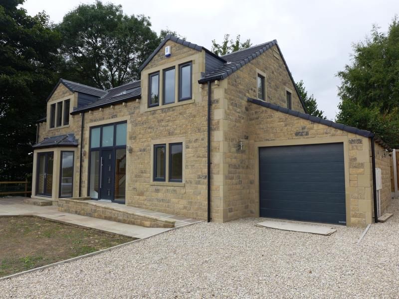 4 bed detached house to rent in Farnley View, 120 Woodlands Road East