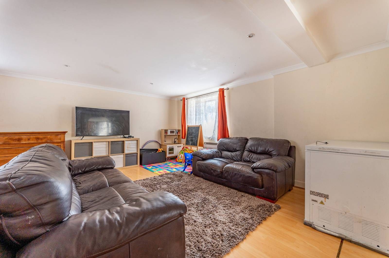 Gilbert Road, Kennington, London SE11  