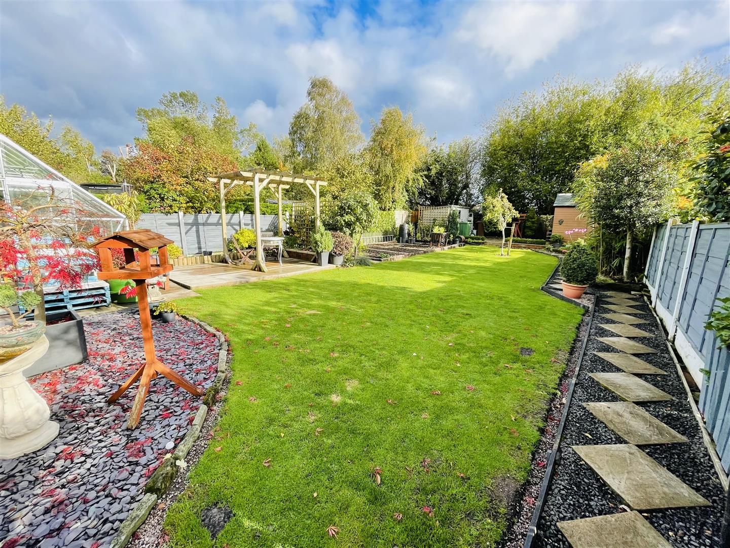 3 bed semidetached house for sale in Manchester Road, Lostock Gralam