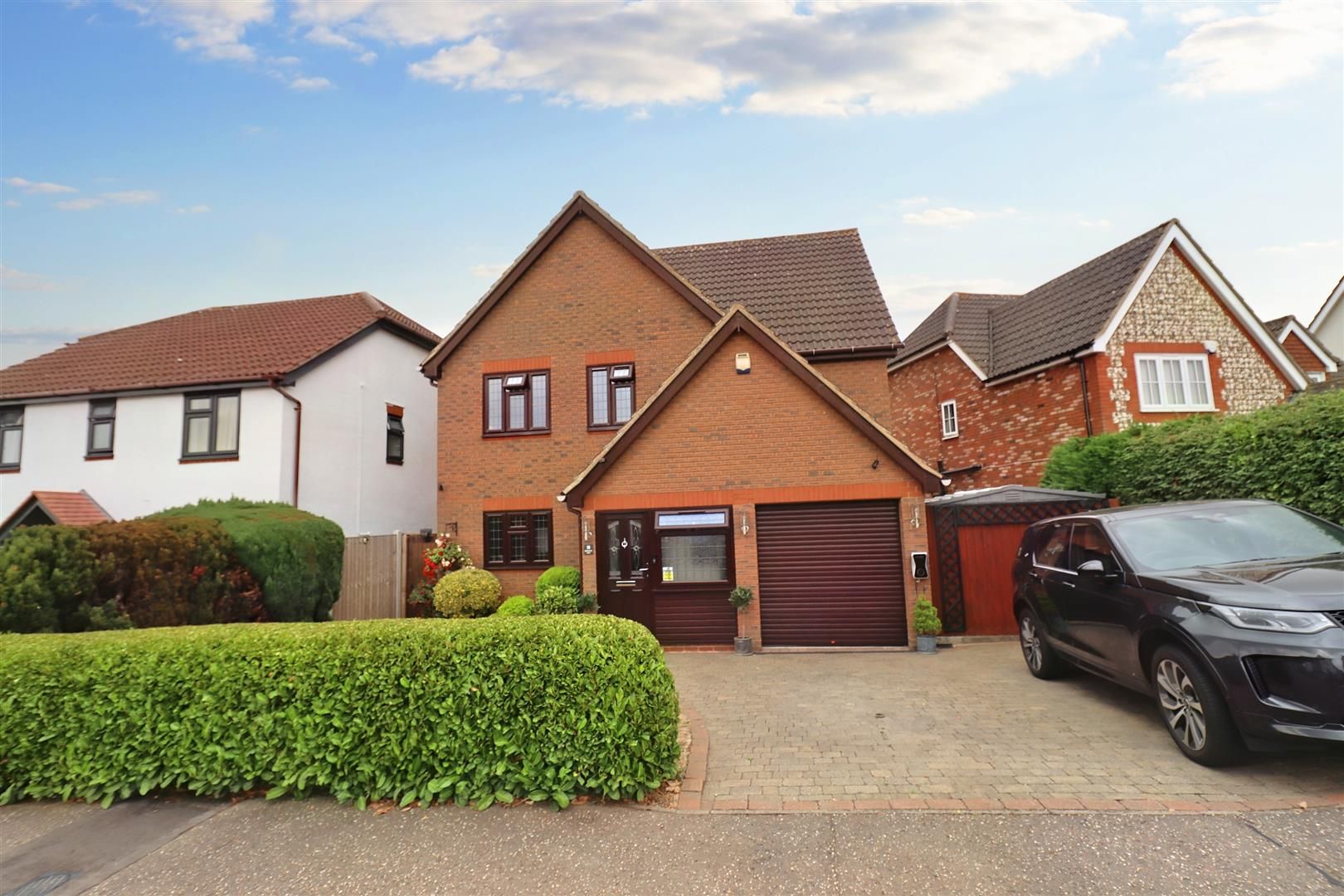 4 bed detached house for sale in Bridport Way, Braintree CM7 Zoopla