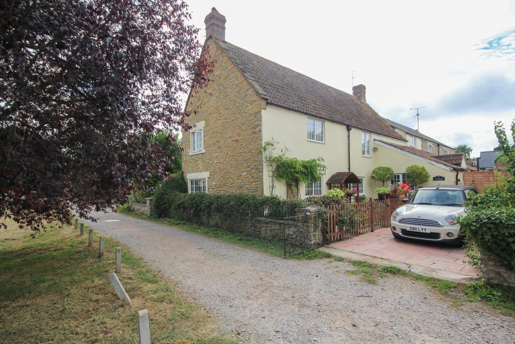 3 bed semidetached house for sale in The Green, Stoford, Yeovil