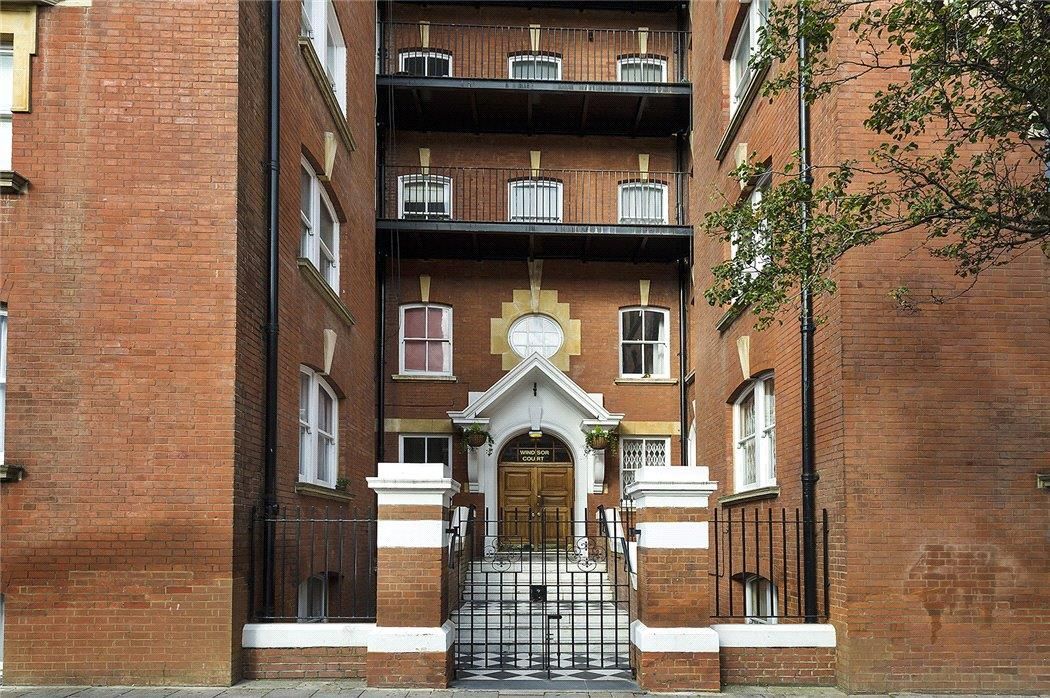 Moscow Road, Notting Hill, London W2  