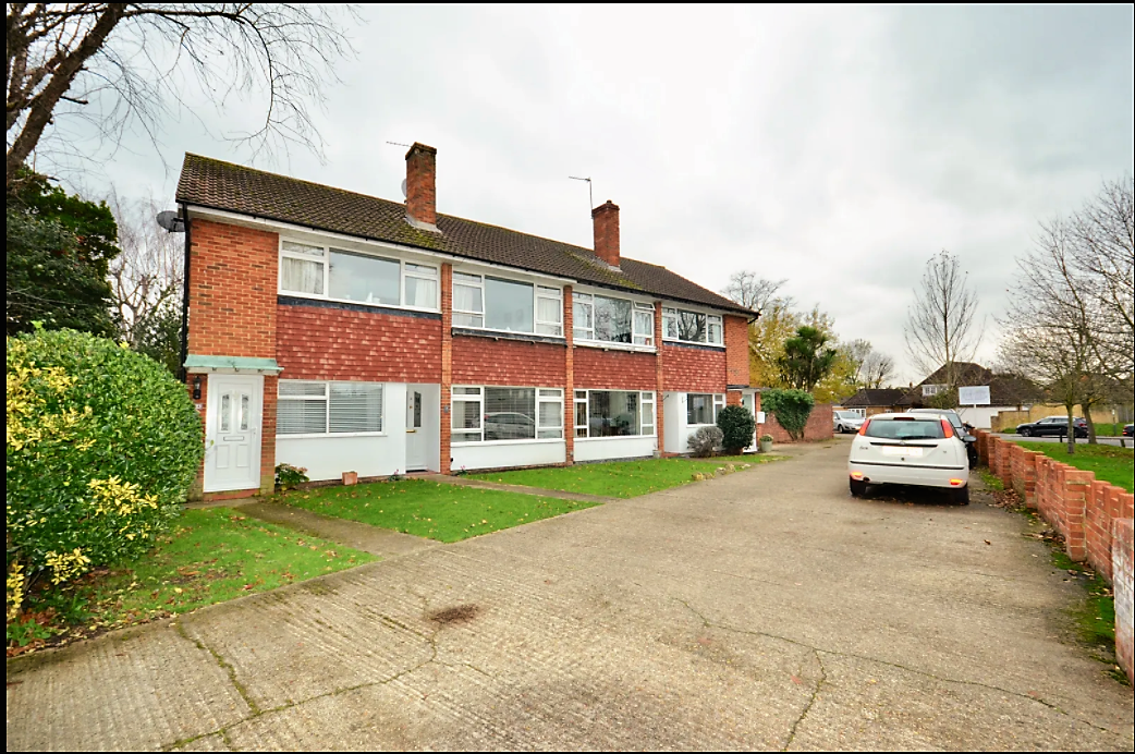 2 bed to rent in Oakington Drive, Lower Sunbury TW16 Zoopla