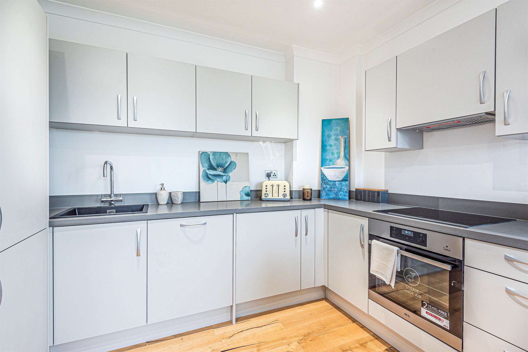 Hendon Park View, Great North Way, Hendon, London NW4