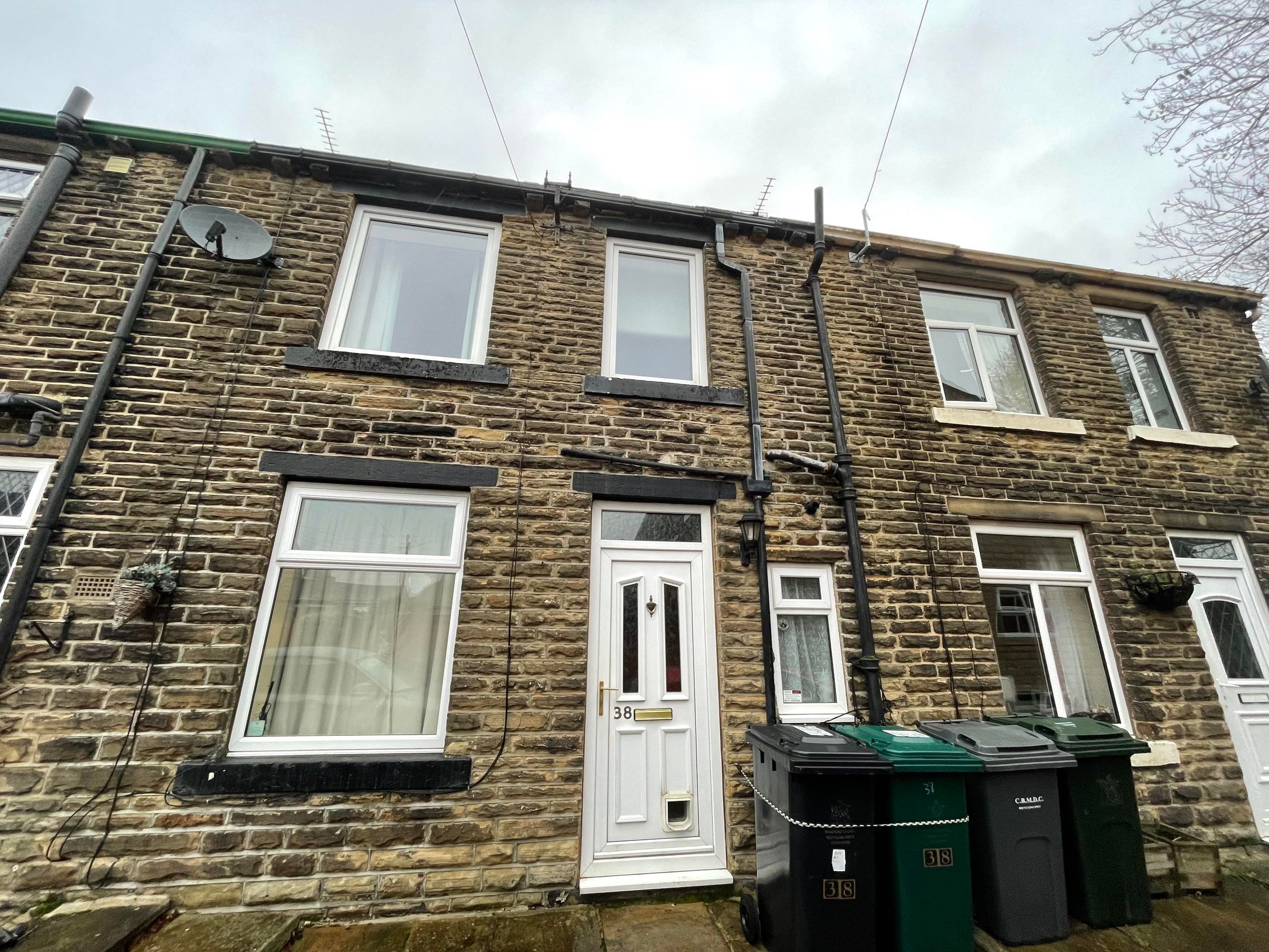 2 bed property to rent in Baildon, Shipley, West Yorkshire BD17 Zoopla