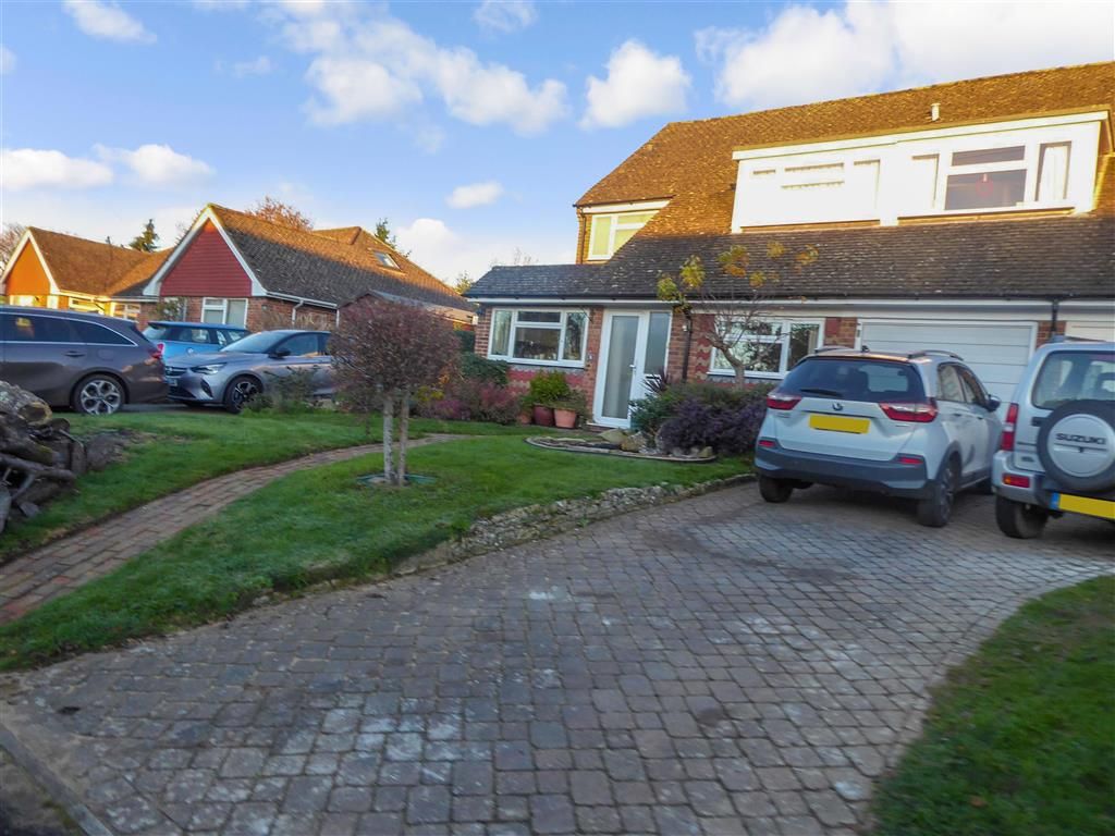 3 bed semidetached house for sale in Sweetwater Close, Shamley Green, Guildford, Surrey GU5