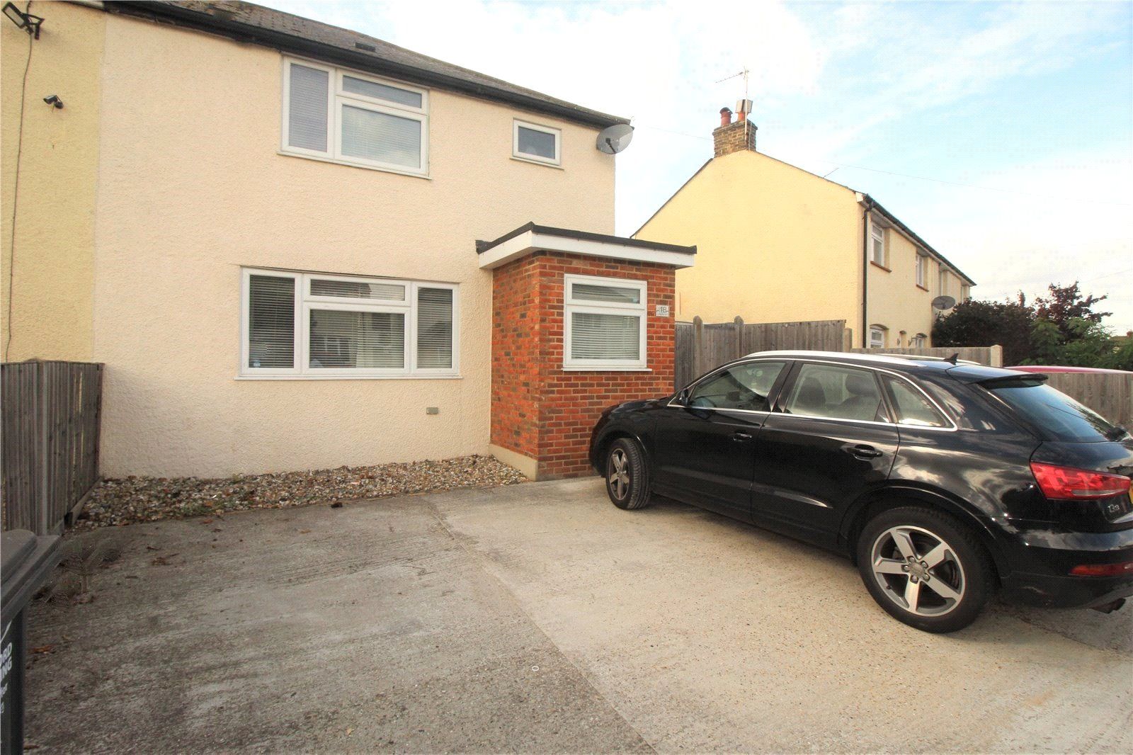 3 bed semidetached house to rent in Stanley Road, Kent DA10 Zoopla