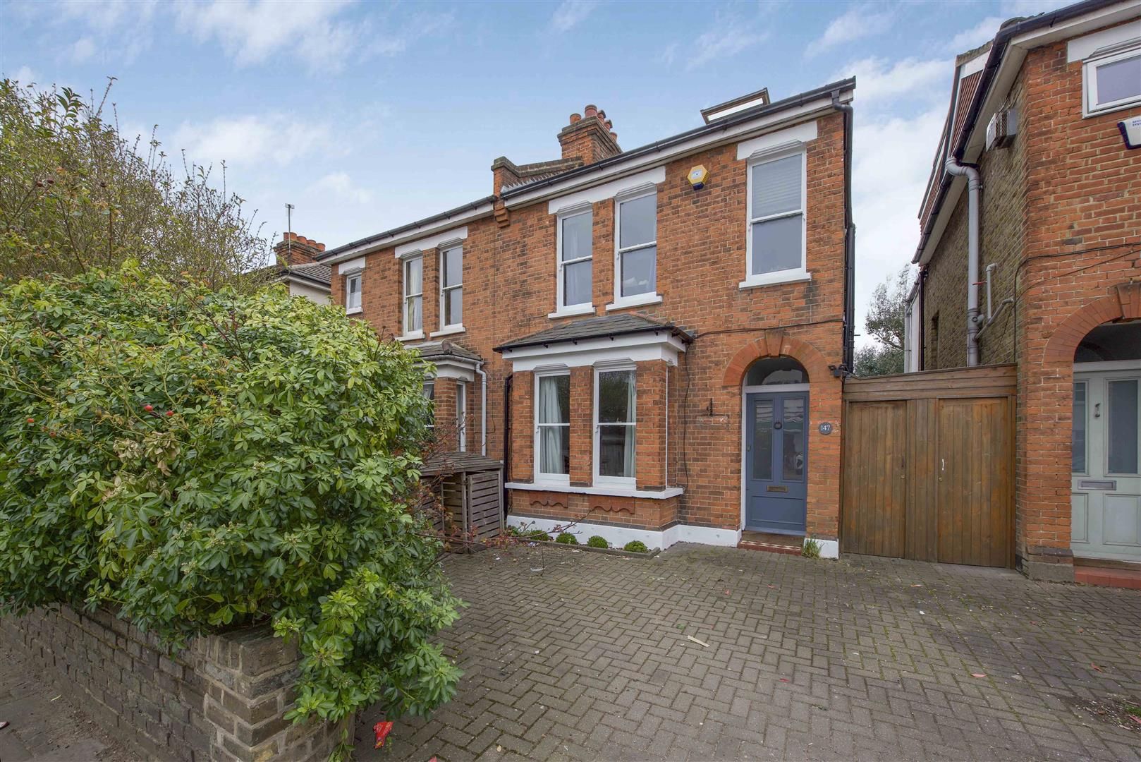 4 bed semidetached house for sale in Staines Road, Twickenham TW2 Zoopla